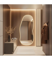 Настенное бесформенное зеркало в полный рост с контурной эмбилайт подсветкой E005