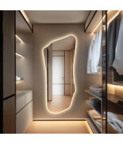 Настенное дизайнерское зеркало асимметричной формы в полный рост с фоновой подсветкой E091