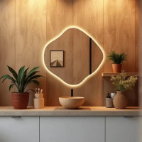 Настенное дизайнерское зеркало неправильной формы с задней интерьерной подсветкой E096