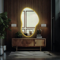 Настенное дизайнерское зеркало абстрактной формы с задней парящей подсветкой Форли 002