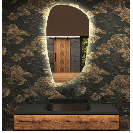 Настенное зеркало необычной формы с фоновой интерьерной подсветкой Катрин