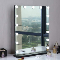 Гримерное настольное зеркало на подставке с подсветкой лампочками Hollywood