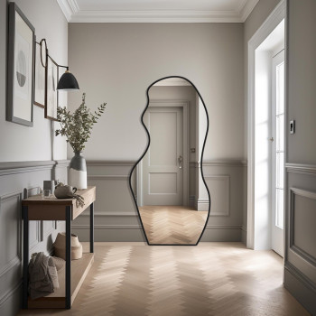 Напольное большое асимметричное нестандартное зеркало в полный рост в черной раме Эрс