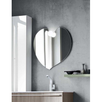 Зеркало декоративное в форме сердца