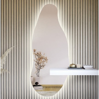 Зеркало органической формы с фоновой интерьерной подсветкой с вырезом для полки, туалетного столика, консоли F169