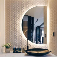 Полукруглое дизайнерское зеркало со cветодиодной декоративной LED подсветкой Амини