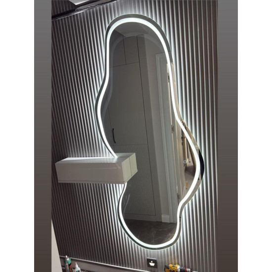 Зеркало неправильной формы в полный рост с фронтальной и тыльной фоновой подсветкой с вырезом под консоль/тумбу Беллами