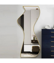 Настенное и напольное бесформенное зеркало в золотой раме Джейн 004