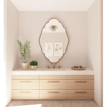 Настенное декоративное зеркало в золотой фигурной раме Лорена