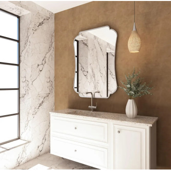 Зеркало в белой раме в итальянском стиле Магнет