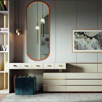 Овальное настенное зеркало-капсула в полный рост в оранжевой раме N029